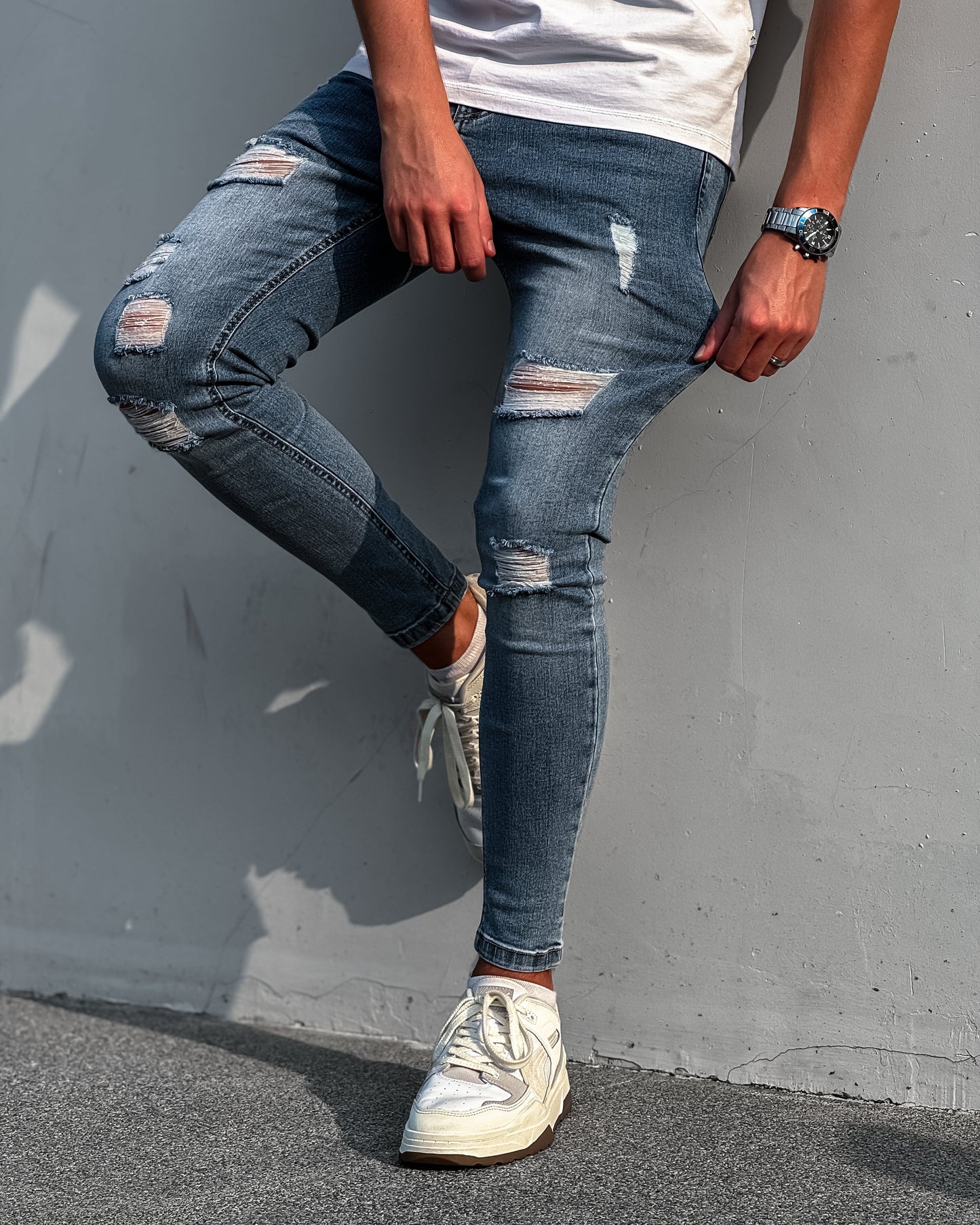 RIPPER JEANS - LIGHT BLUE